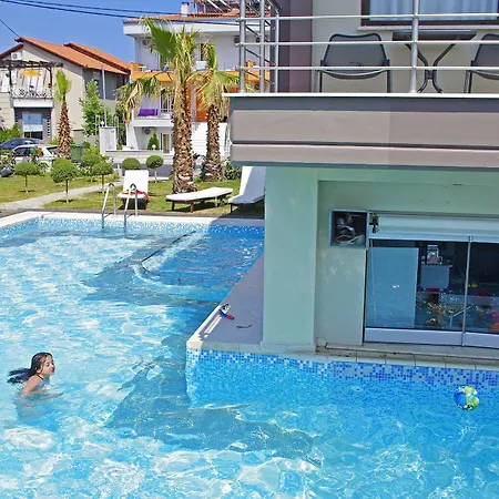 Principal New Leisure Paralía