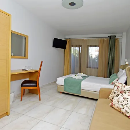 Principal New Leisure Paralía